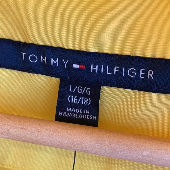 NEW Tommy Hilfiger Youth Windbreaker - Picture 3 of 7